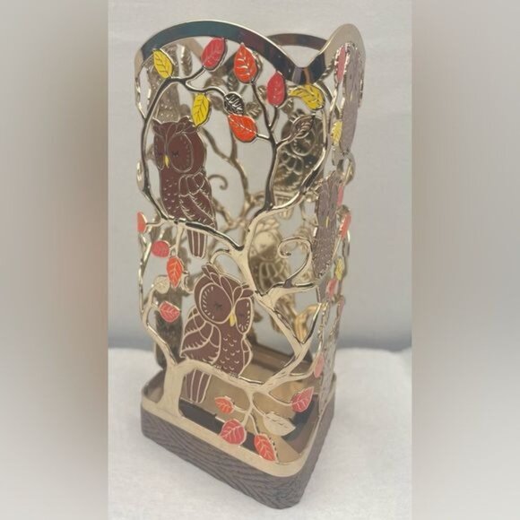 Bath & Body Works ~OWLS WITH BASE ~GENTLE FOAMING  HAND SOAP Holder - Picture 5 of 5